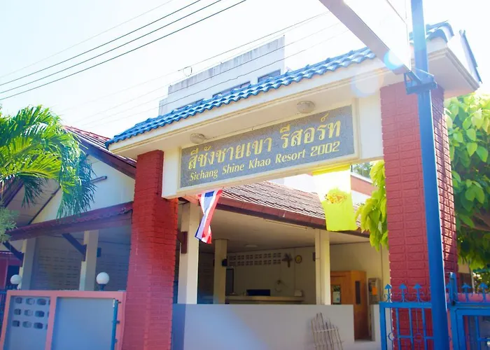 Sichang Shine Khao Resort